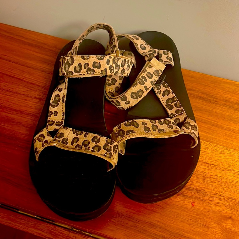 Leopard Teva sandals